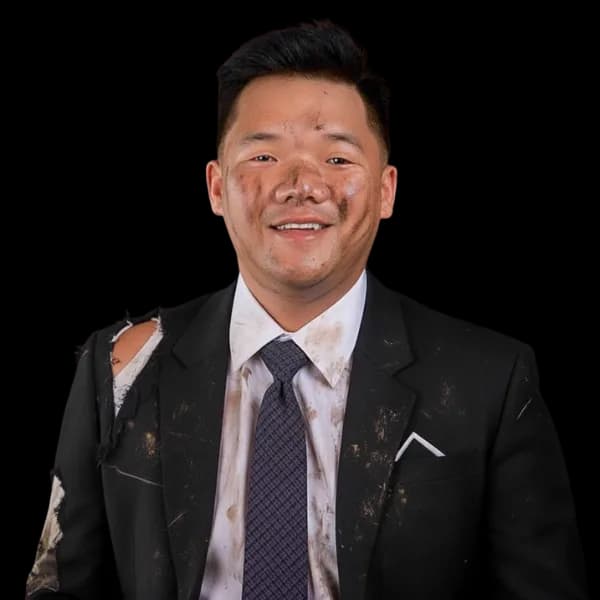 Le V Pham — Profile